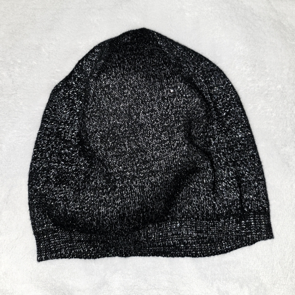 [SOLD]CWA Cashmink Black & Glitter Beanie